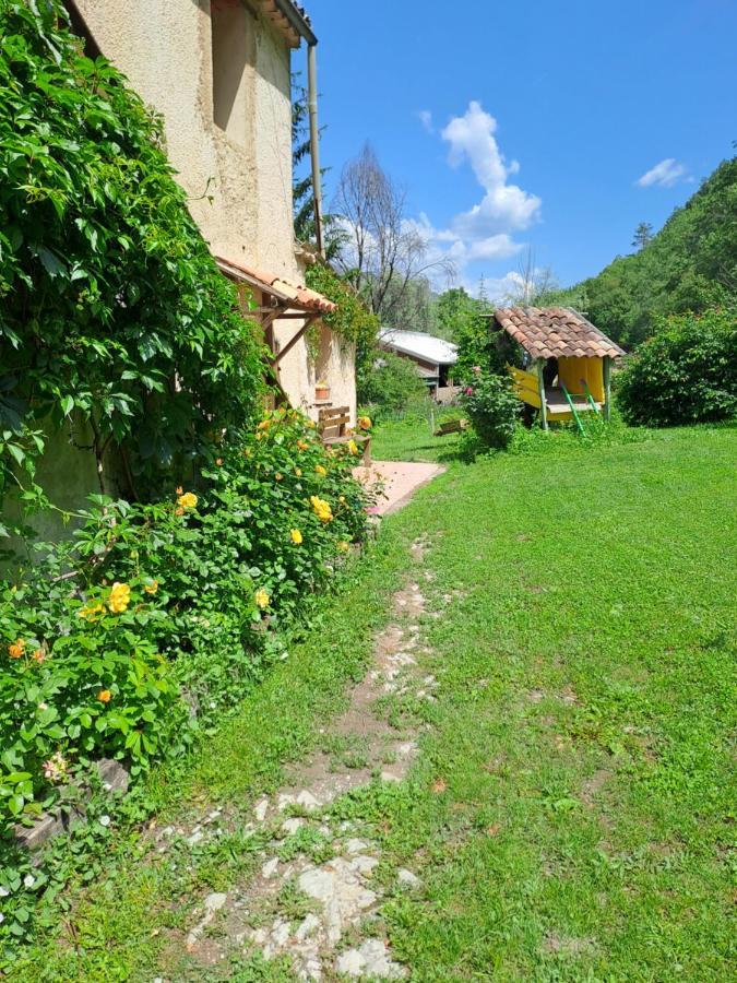 Ferme La Siberie Villa Entrevaux Exterior photo